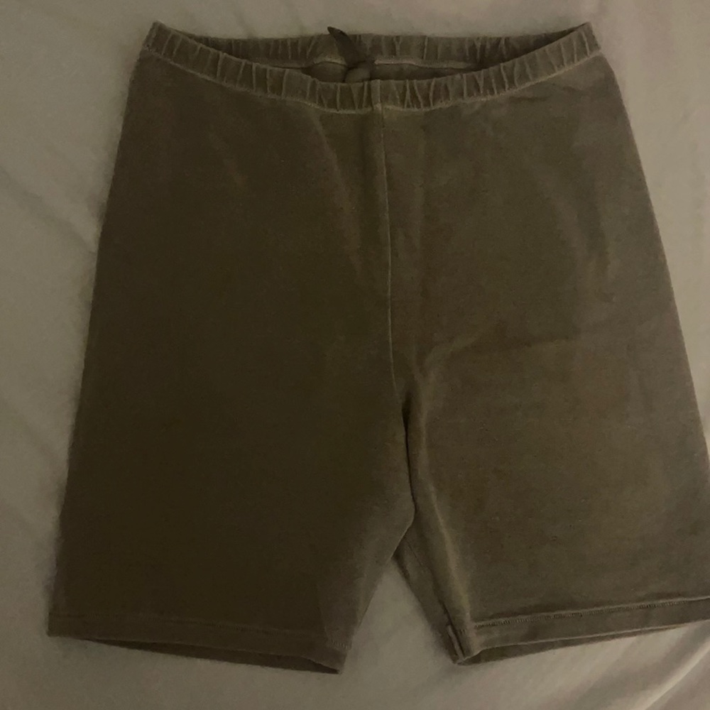 Skims outdoor basic shorts